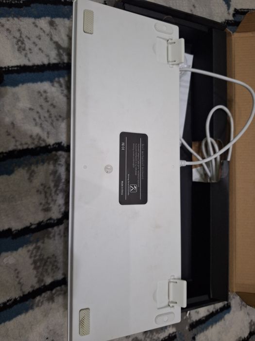 Продаетая механическая клавиатура bajeal k100