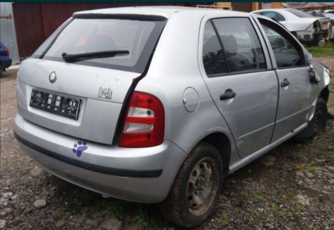 Broasca yala încuietoare portbagaj haion skoda fabia 1 6Y0827501D