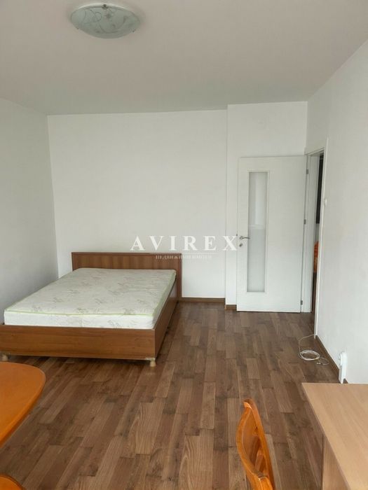 Едностаен апартамент под наем - Кючук Париж