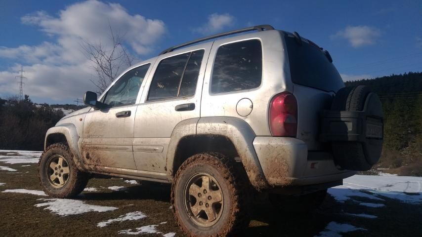 Подготвен Jeep Cherokee KJ 2.5 CRD