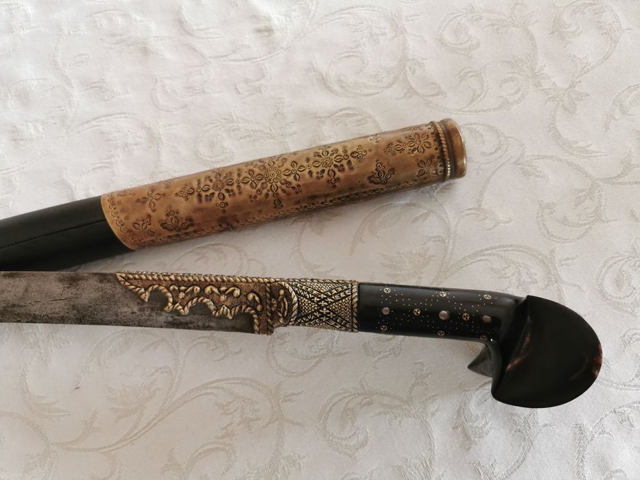 Ятаган с кания 90 см.