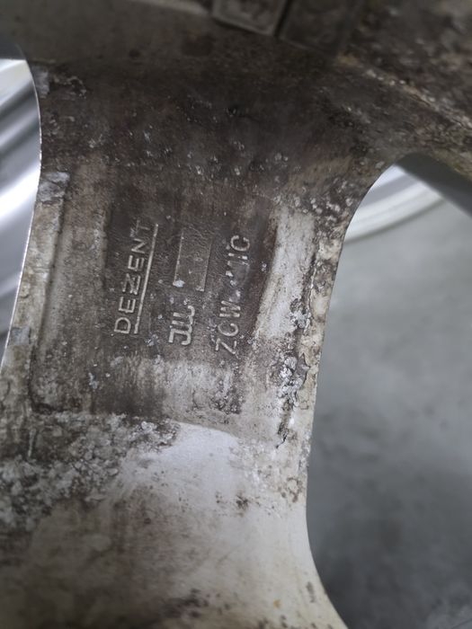 Джанти 16 - Renault