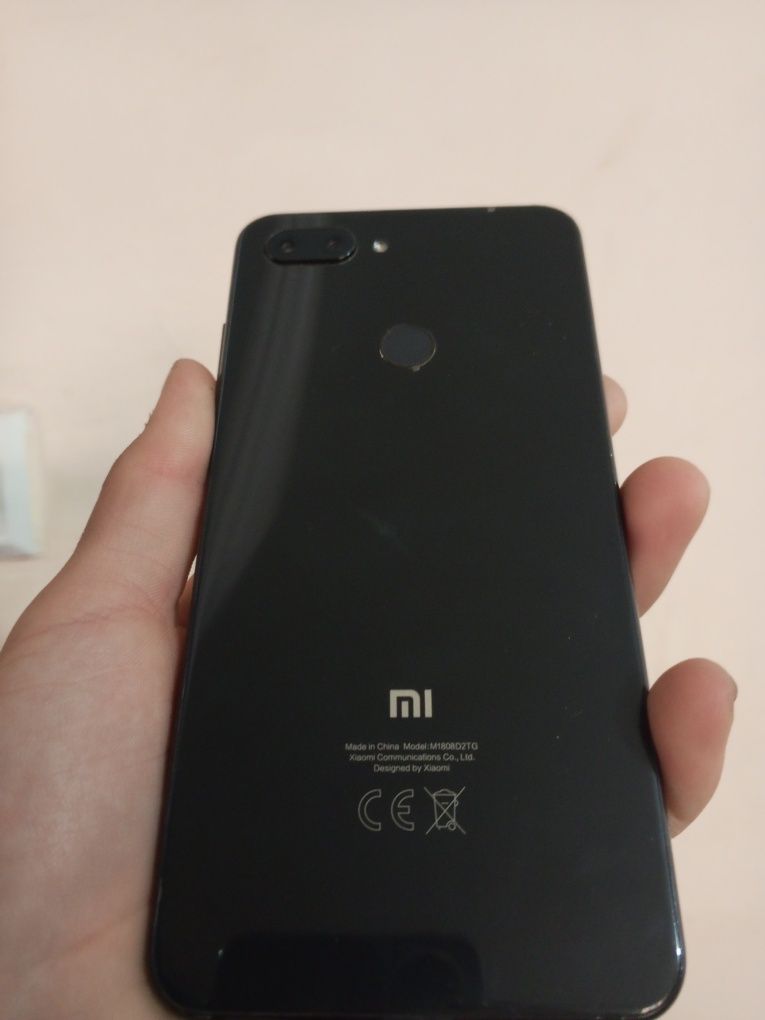 Mi 8 lite 4/64tali