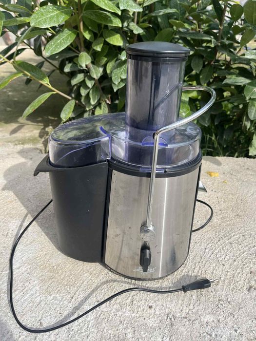 Сокоизтисквачка за фреш и сокове