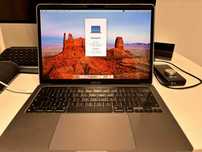 MacBook Pro 13" 2020, M1, 8GB RAM, 256GB SSD