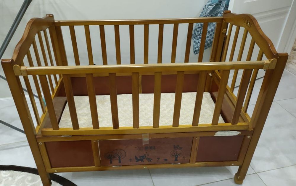 Продам детскую кровать