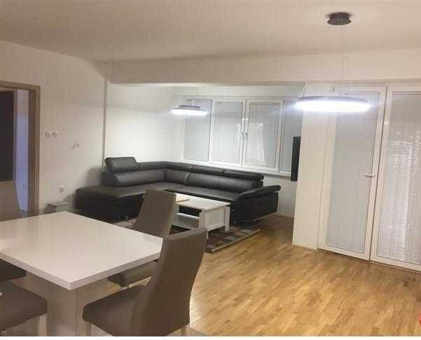 Дава се под наем Двустаен апартамент в Бургас, Лазур - 62 кв.м за 204 € - Снимка #4