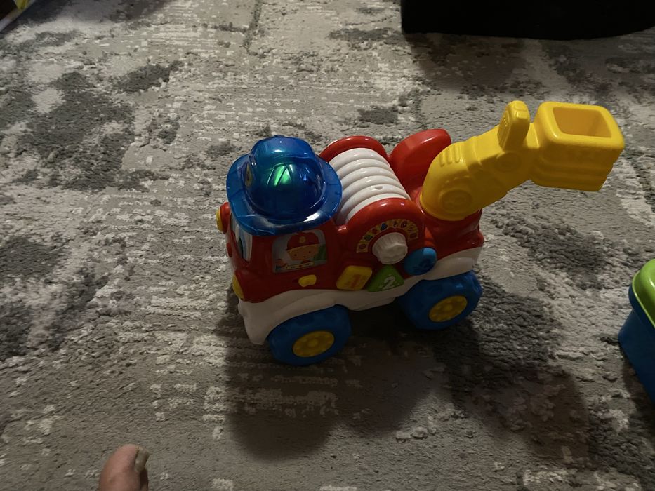 Интерактивна играчка