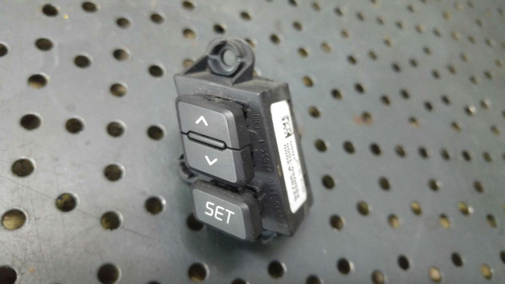 Buton comanda pilot automat kia ceed 2 jd 93796a2000 49d0401000