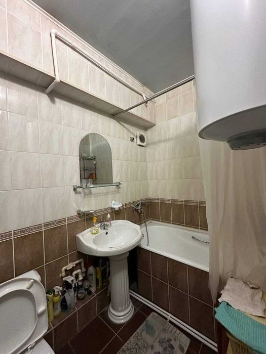 Ц 4! Продам 4 комн, квартиру в центре, Алайский Базар