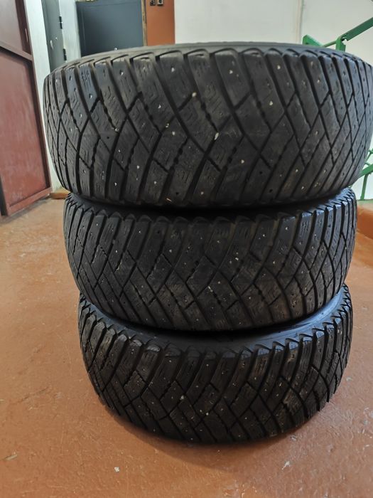 GOOD YEAR ULTRAGRIP ICE — зимняя резина с шипами 215/60 R16

Состояние