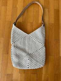 Плетена чанта, ръчна изработка.