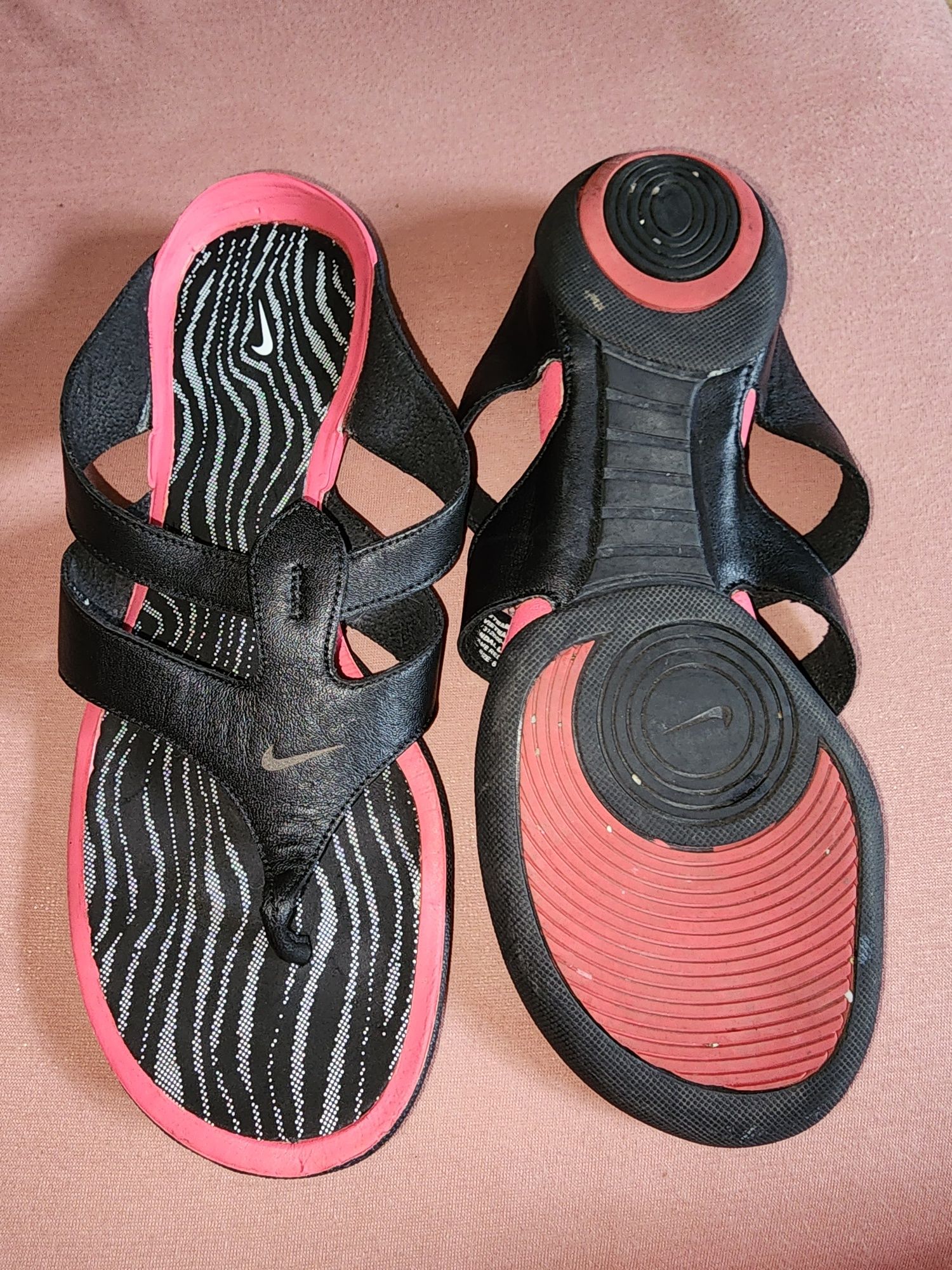 Papuci din piele naturala Nike