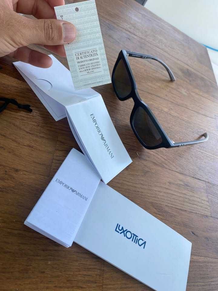 Emporio Armani Слънчеви очила - Нови