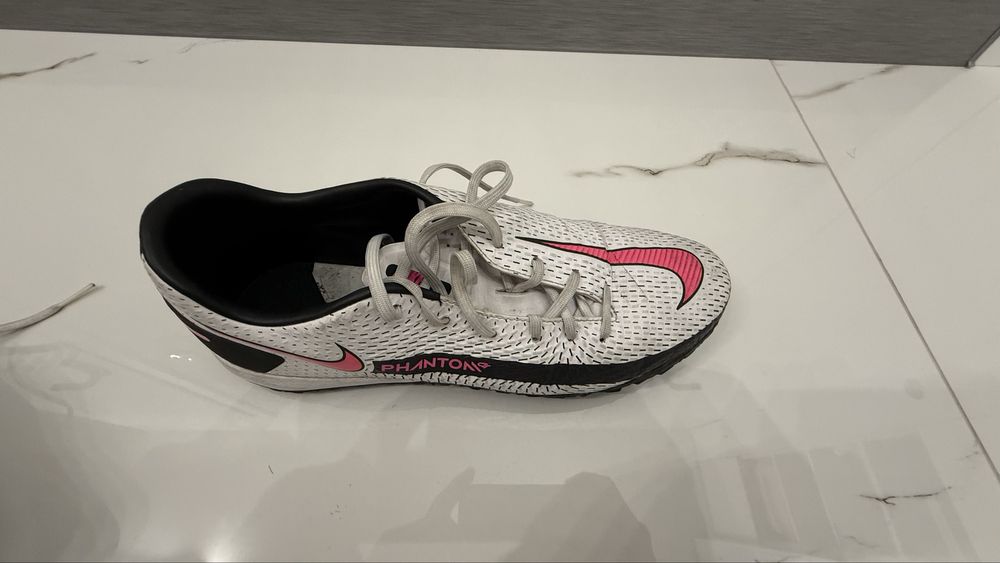 Nike Phantom GT Academy