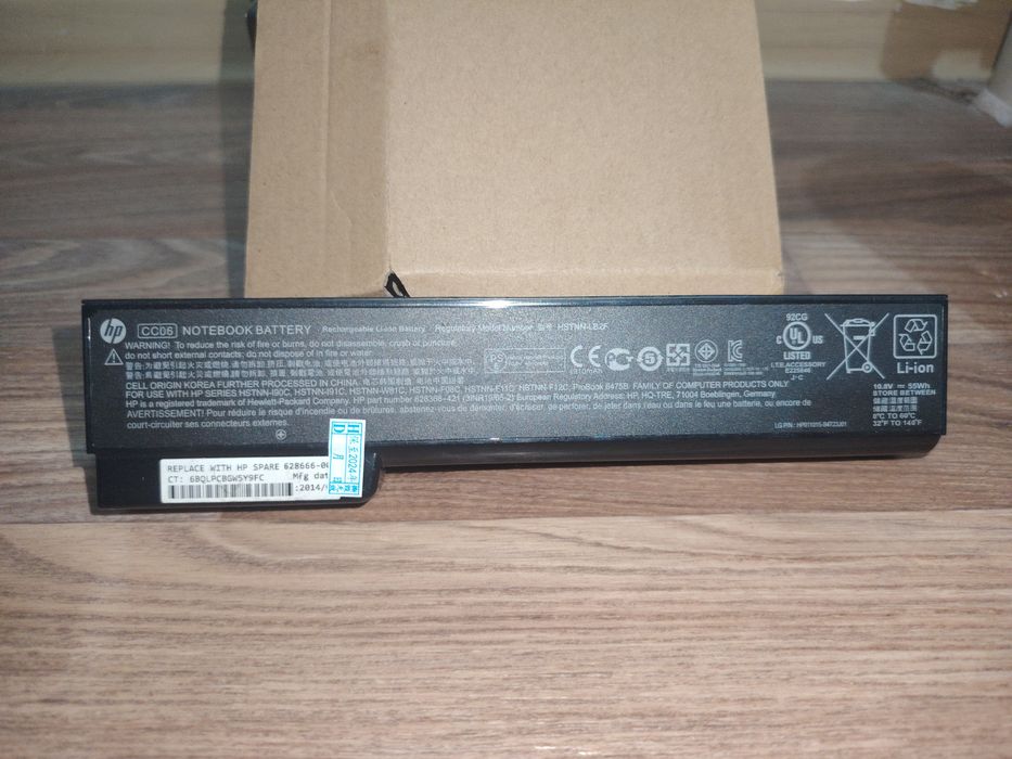 Представленная на изображении батарея для ноутбука HP CC06. Она совмес