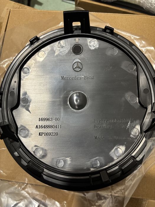 Емблема Мерцедес W204 W212 Ц класа C class Оригинал