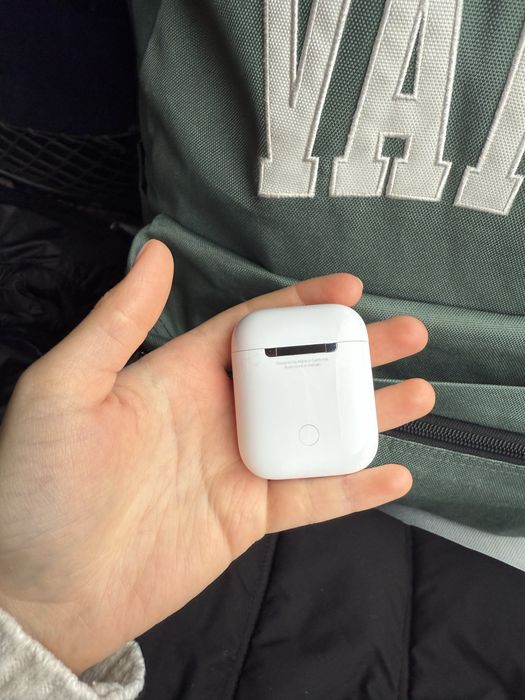 Airpods seria 2 folosite