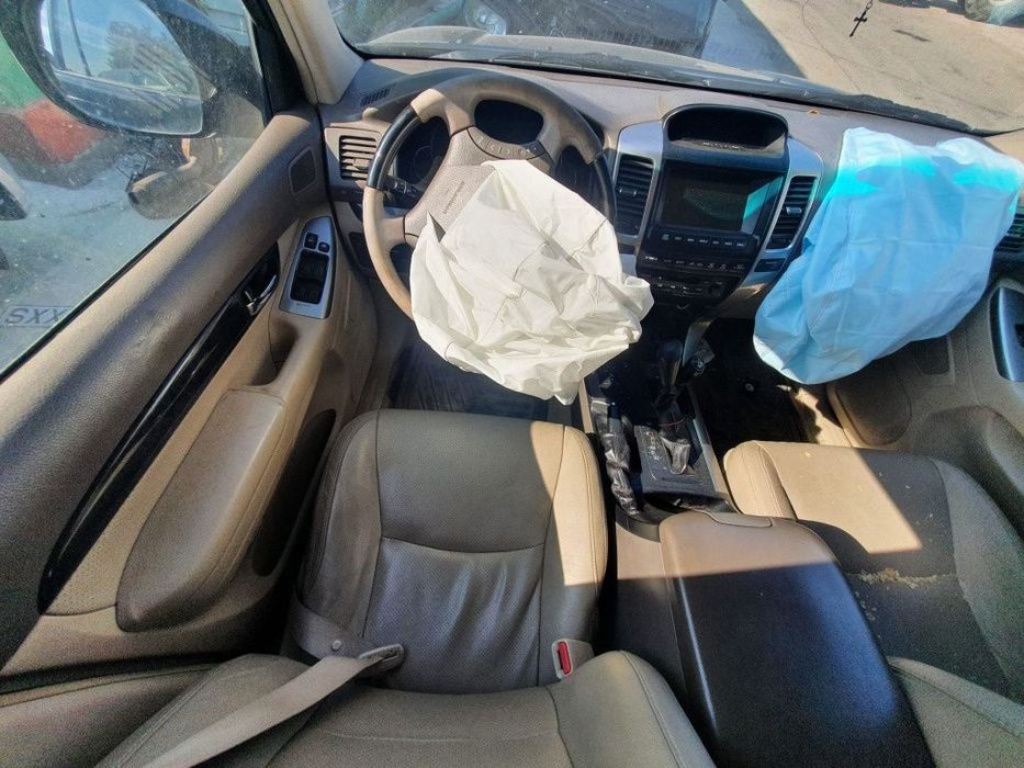 Aripa fata spate carenaj broasca maner portiera stanga dreapta fata spate  geam Toyota Land Cruiser motor 3.0 d-4d 127kw 173cp 1KD-FTV,  dezmembrez