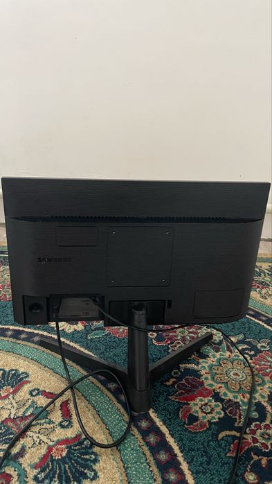 Монитор от Samsung