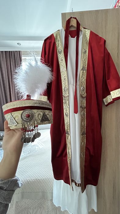 Продам национальный костюм