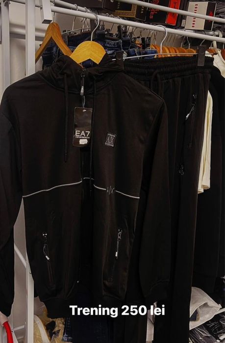 Trening Armani si Adidas