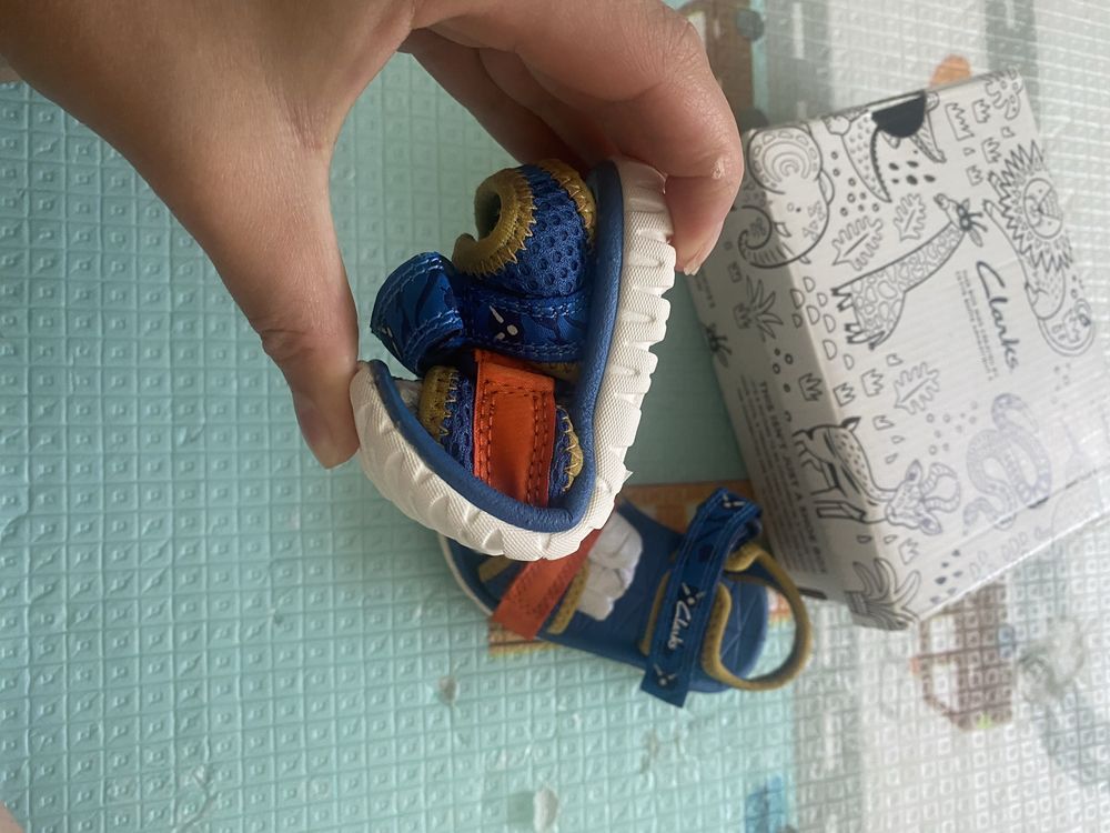 Детски сандали Clarks