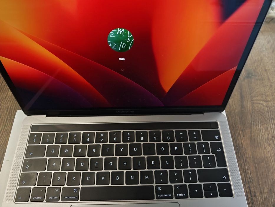 Macbook Pro 2017-13.3" Touchbar 16 GB RAM 512 GB