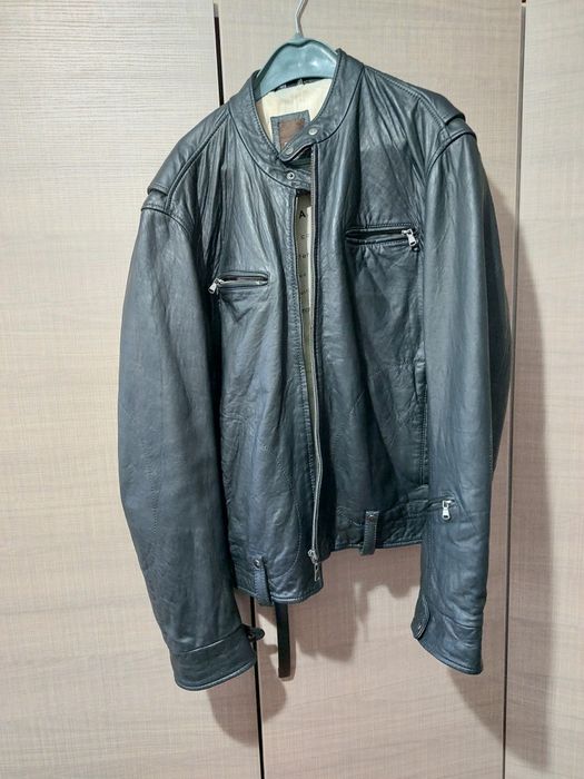 Vând geaca piele, tip moto, marca Ricano, mărimea L
