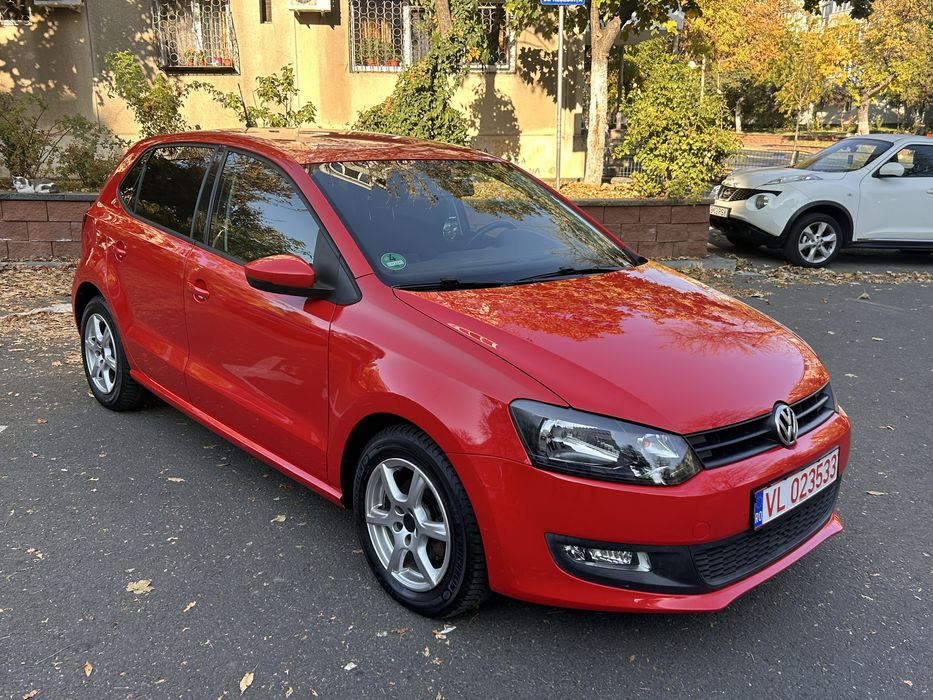 Volkswagen Polo 2010 1.4 L benzina 80 cp euro 5 impecabil varinate +/-