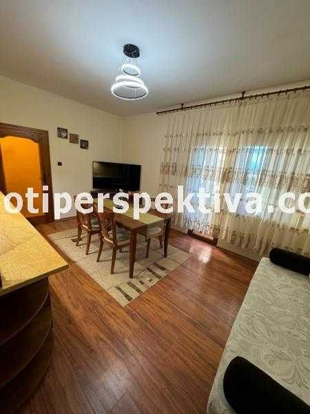 Продава се Тристаен апартамент в Пловдив, Тракия - 60 кв.м за 2072 €/кв.м - Снимка #2