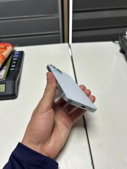 Продам iPhone 15