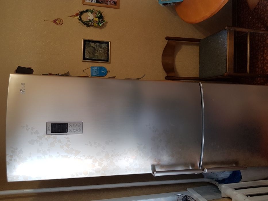 Холодильник продам