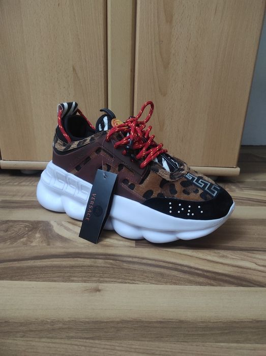 Versace chain reaction leopard print