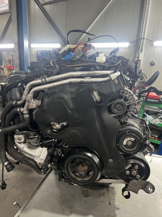 Motor  N57D30C  381 cp complet cum se vede in poze