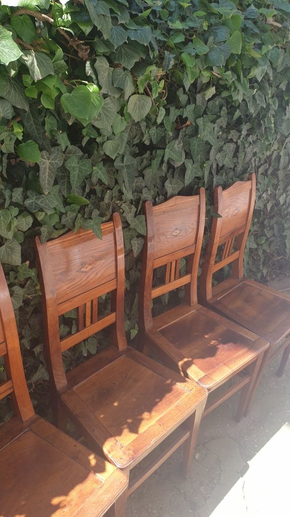 Set scaune lemn masiv cu intarsii