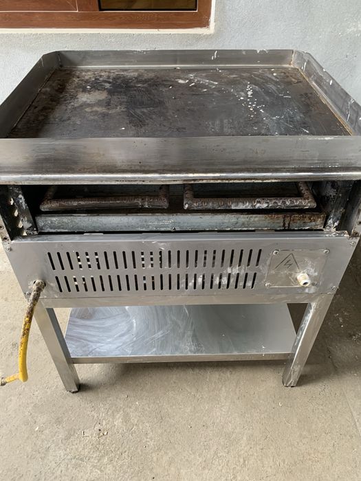 Профисианальная печь и плита газовая