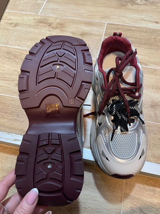 Дамски високи кецове