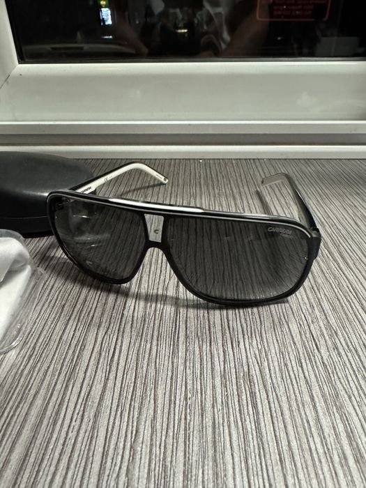 Слънчеви очила Carrera