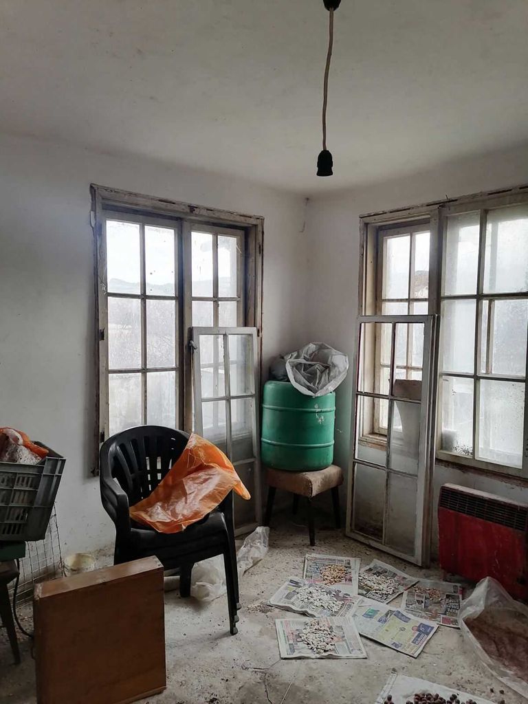Продава се Къща в с. Драготинци, Област София-област - 256 кв.м за 259 €/кв.м - Снимка #8