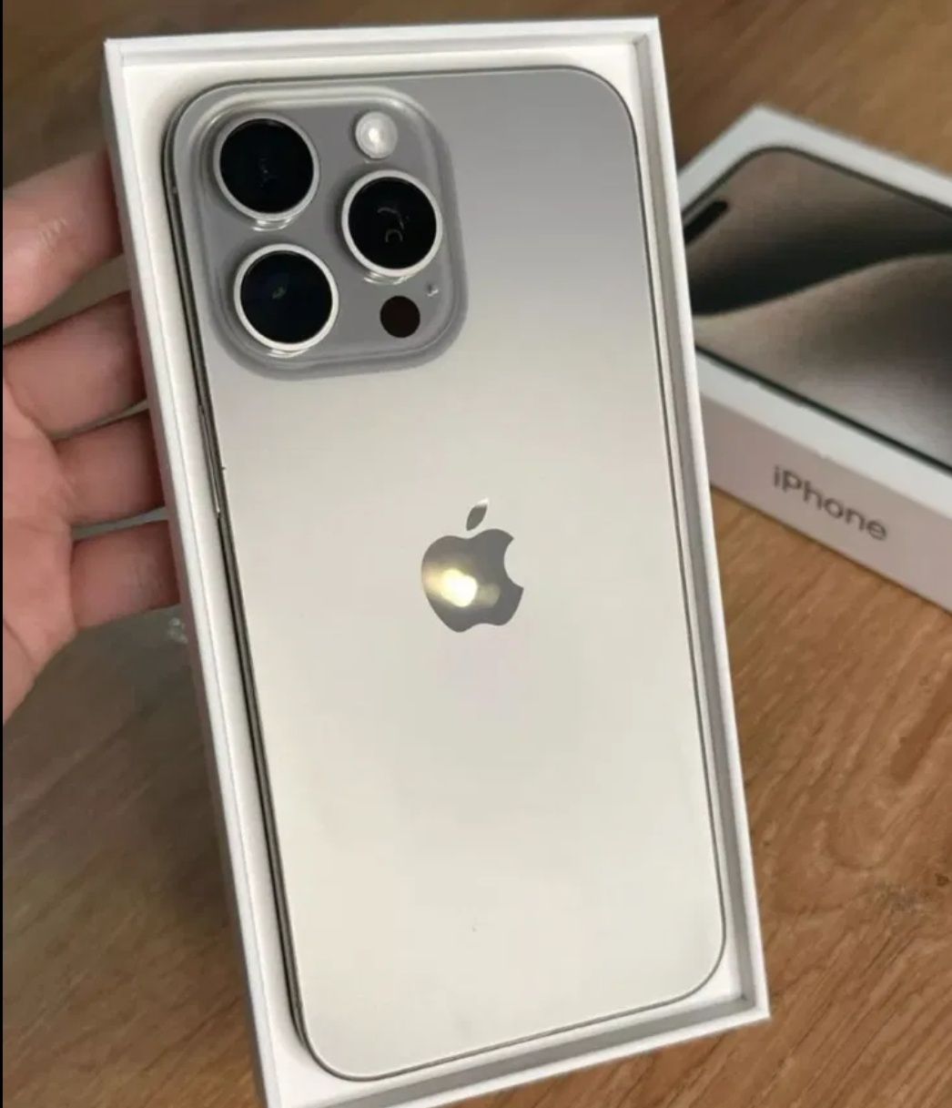 Iphone 15 pro max 256 HX. A 920$