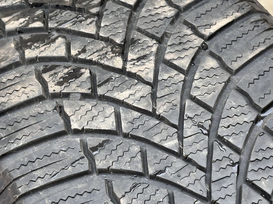 205/55/R16 Bridgestone Blizak 2бр зимни dot3623