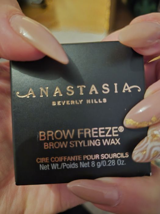 Anastasia Beverly Hills комплект