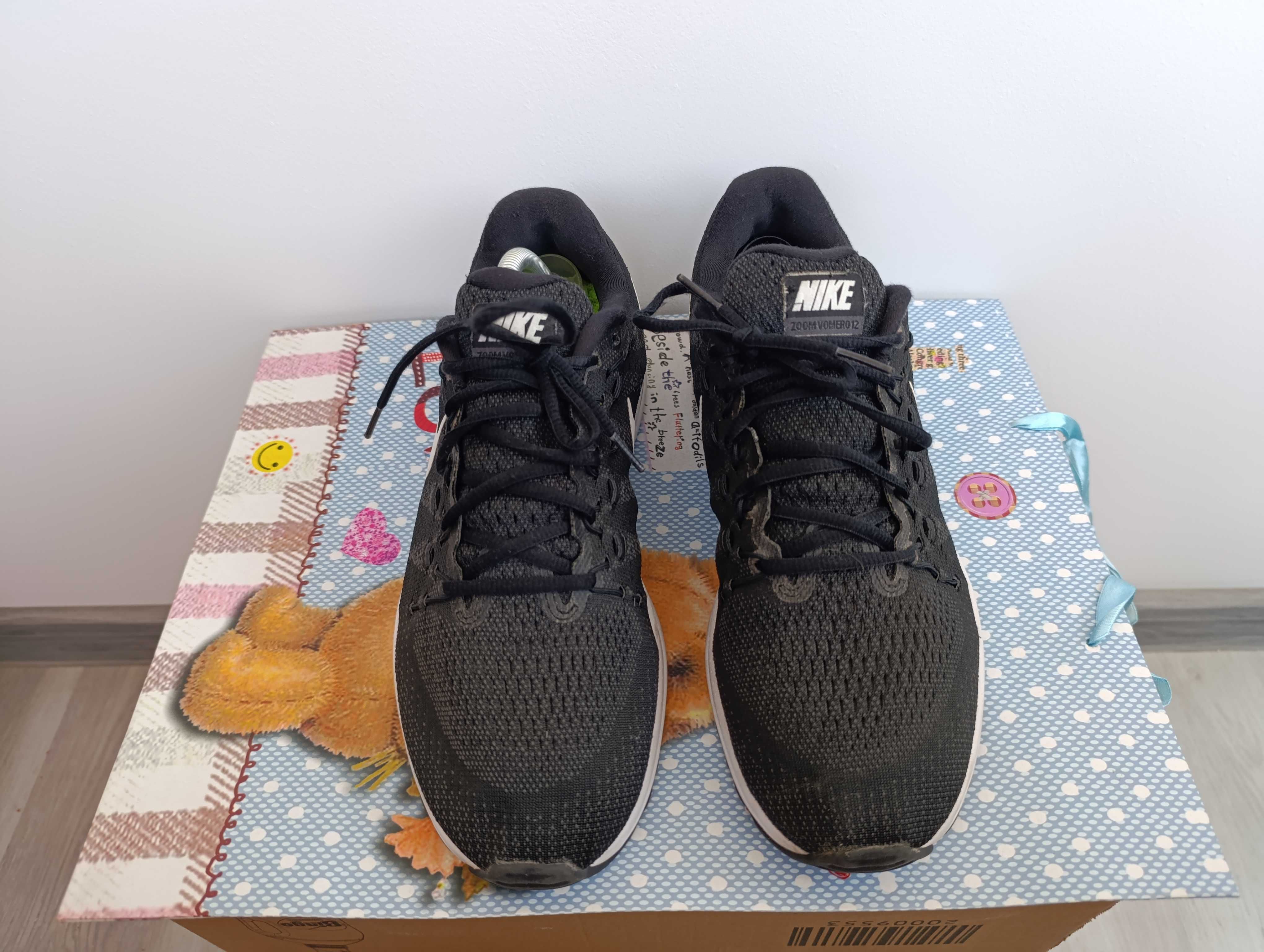''Nike Air Zoom Vomero 12''оригинални маратонки 44.5 номер