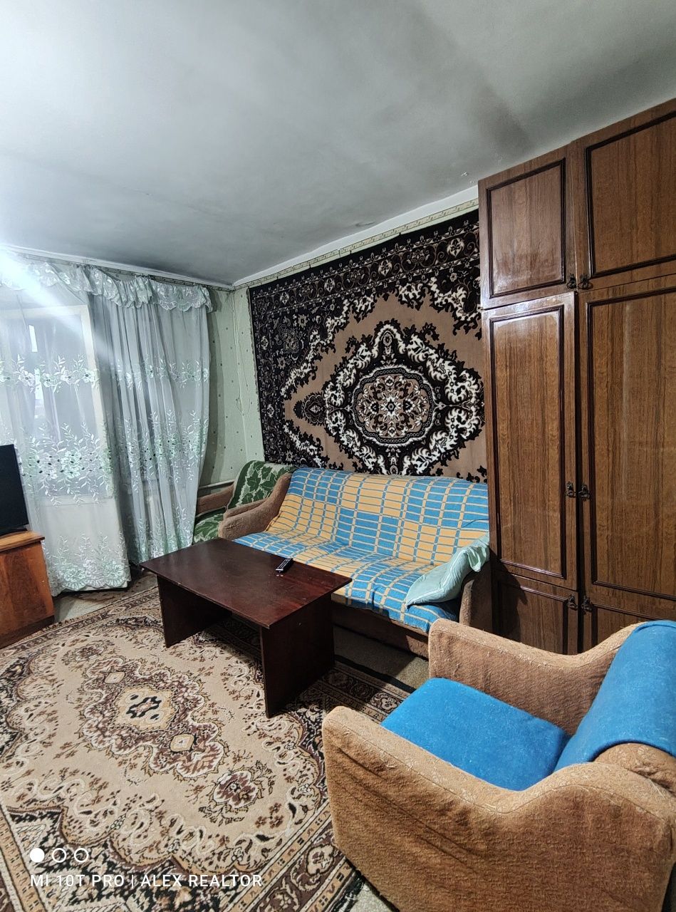 Массив Сергели 3 Ярмарка базар 1ком 38м² Кирпич