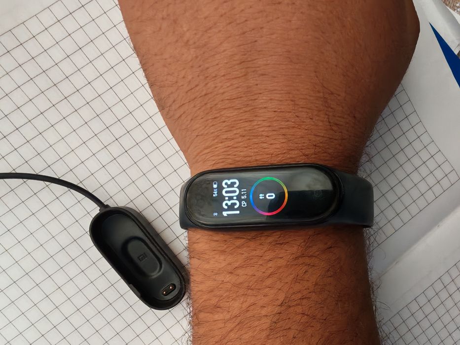 Mi band 4 фитнес браслет