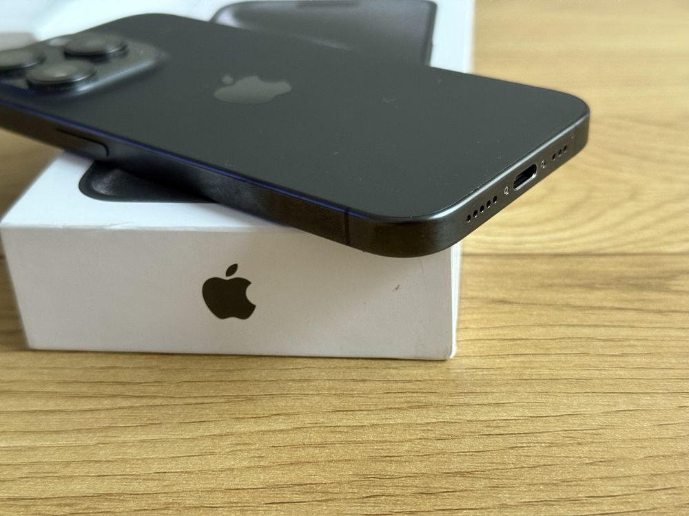 Бартер iPhone 15 pro 256gb