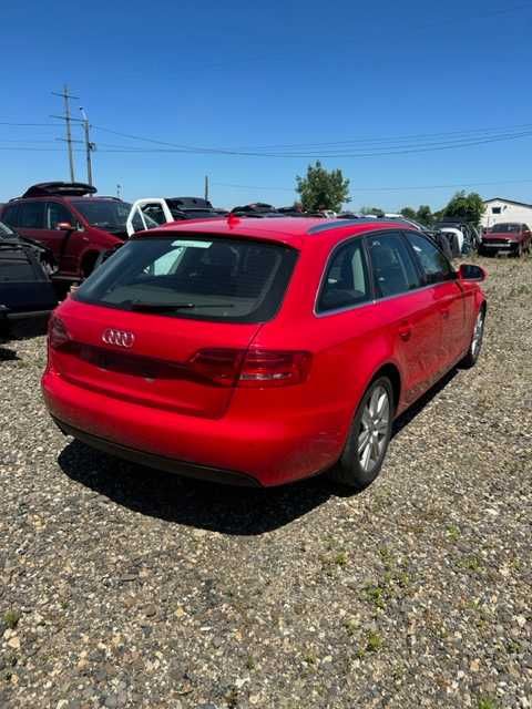 Dezmembrez Audi A4 B8 Combi 2.0 tdi tip CJC,An 2011