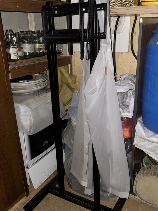 Продам стойку для телевизора