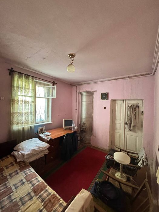 Продается дом, в центре города, 6 комнат